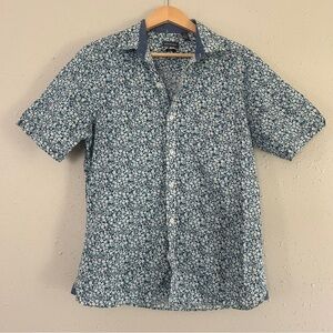 Van Heusen Blue Floral Casual Button Down Shirt Medium Slim Fit
